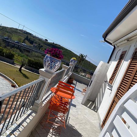 B & B Vilenia ซานนิโกลาอาร์เชลลา ภายนอก รูปภาพ