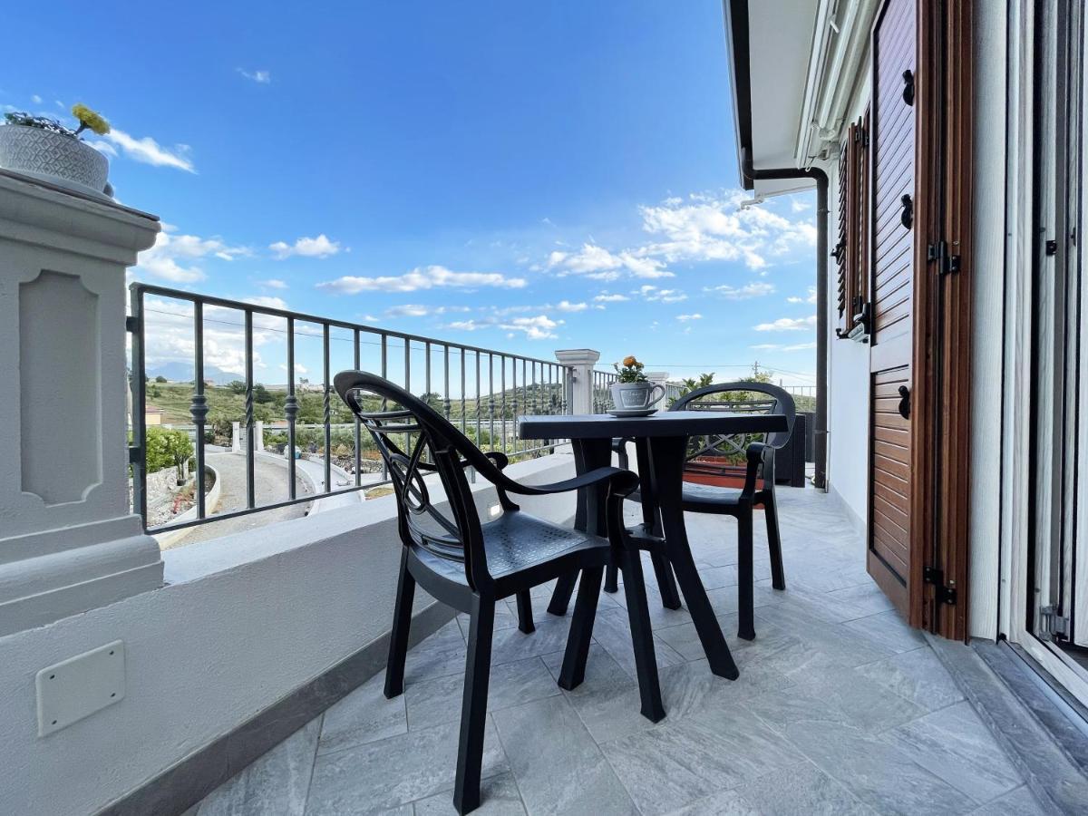 B & B Vilenia ซานนิโกลาอาร์เชลลา ภายนอก รูปภาพ